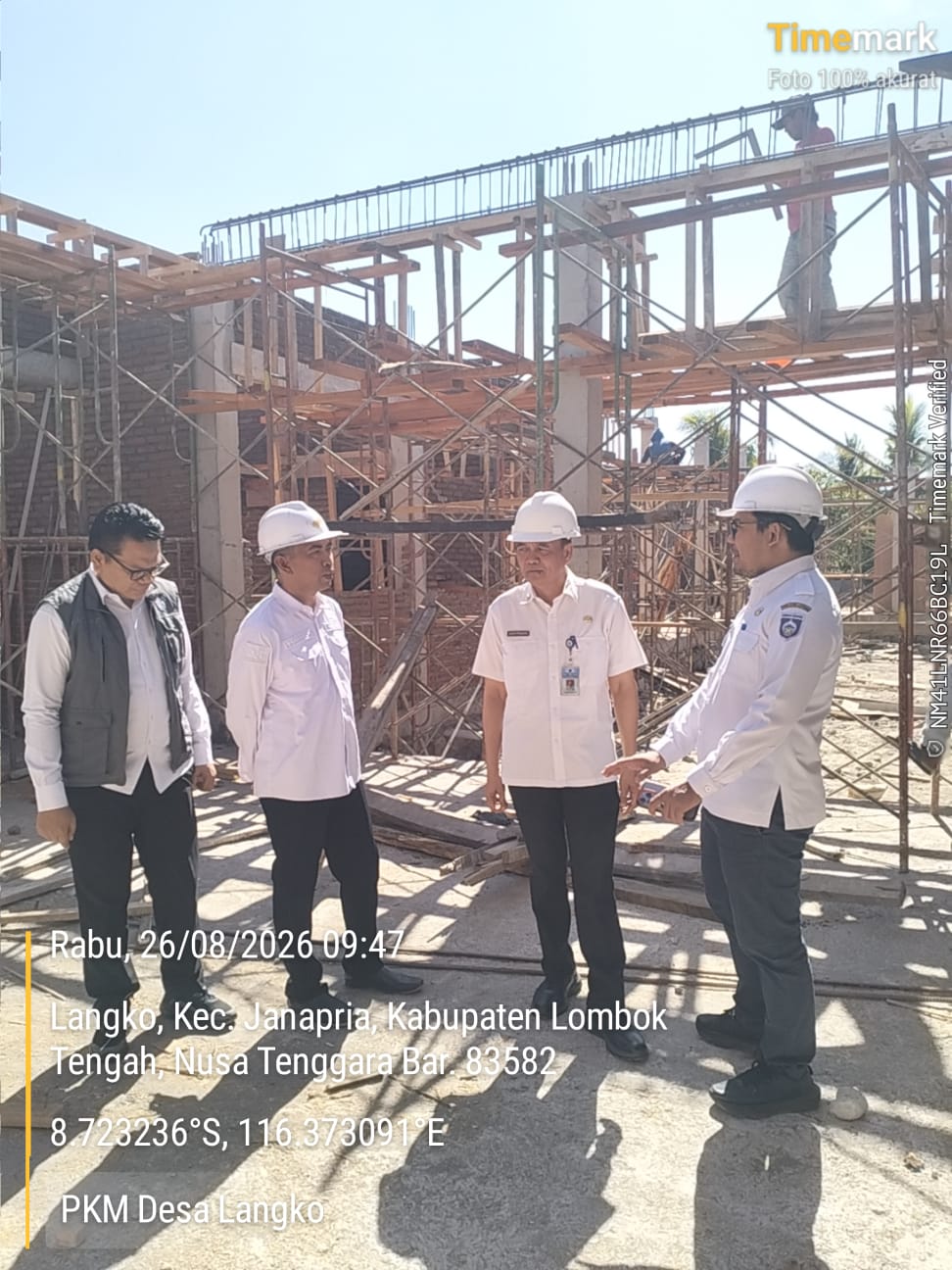 KABAG ADMINISTRASI PEMBANGUNAN PIMPIN MONITORING DAN EVALUASI PEMBANGUNAN PKM DESA LANGKO